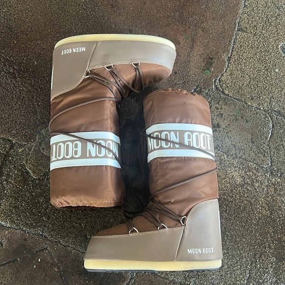 Moon Boot EU39/41 NEW - Picture 2 of 4